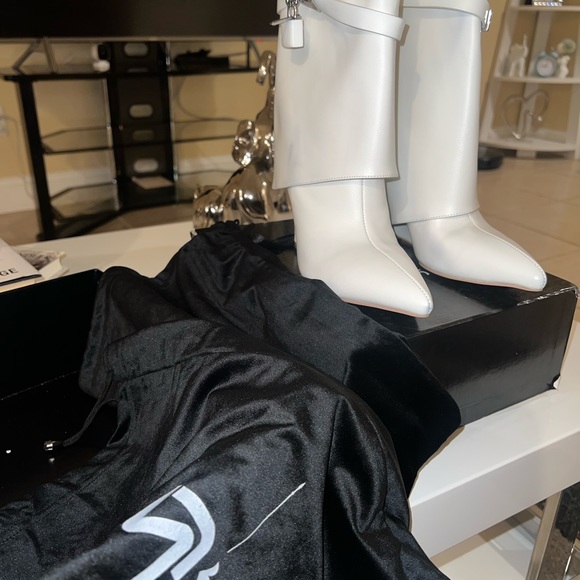 New never worn. Markings due to dust bag. Sold as is. No returns - Picture 2 of 7